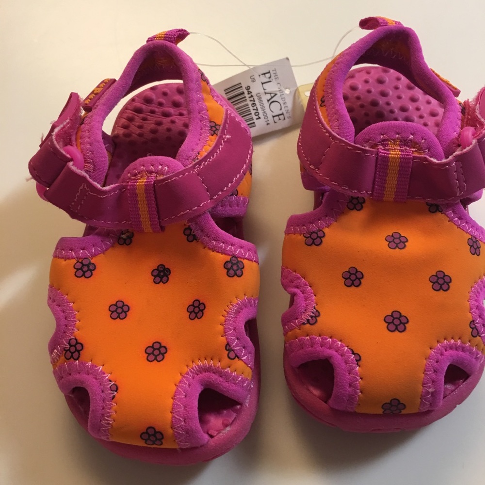 🏖Children Place🏖water shoes Size 4-5